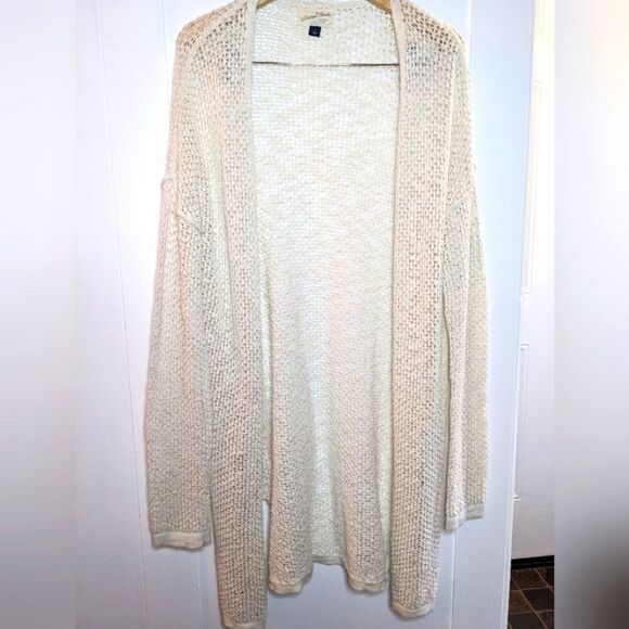Women's Long Sleeve White Sweater Long length open knit Universal Threads Large - Picture 1 of 4